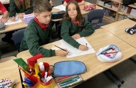 Y5 Mrs Adams - Discussion Genre