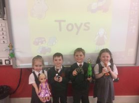 Toys Topic :- Mrs Achesonâs class
